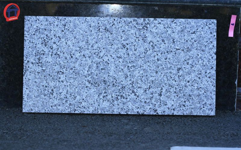 nên chọn đá granite 30x30 hay 30x60