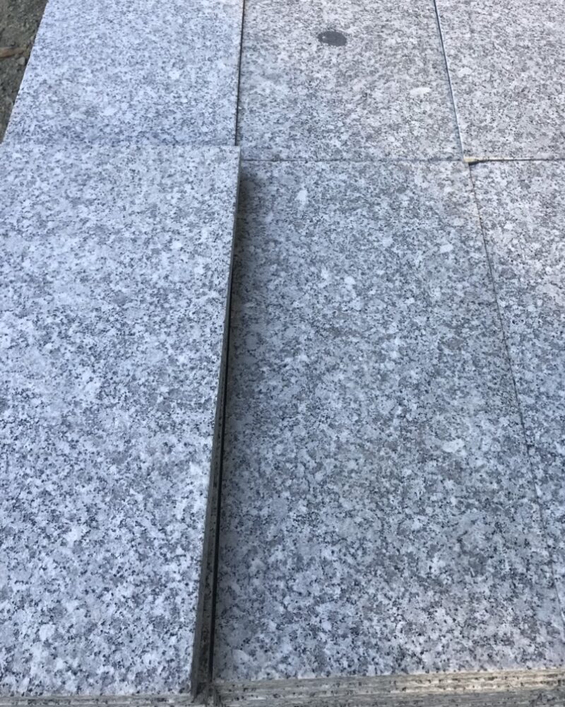 Các loại bề mặt đá granite và cách chọn theo từng hạng mục cac loai be mat da granite 2