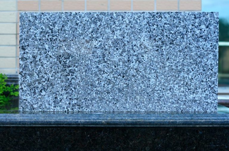 Đá Granite mài bóng phun hạt thép 30×60 dày 3cm hoặc 2cm